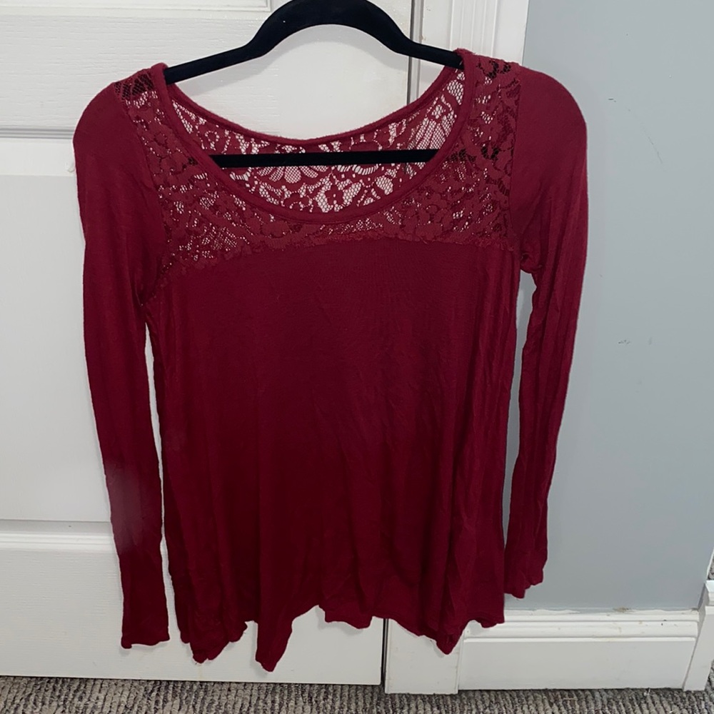 Hollister top